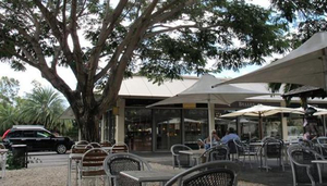 Le Kiosk