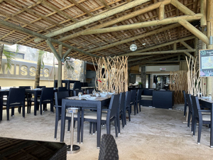 Les Canisses Resto & Plage