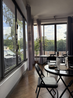 N1 burgers N café