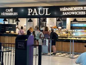 Paul Mauritius - Airport Check In