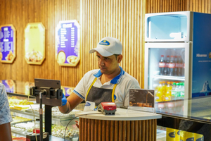 Royal Mithai Riche Terre Mall