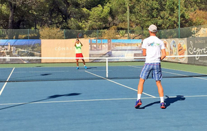 Entrenamiento de Tenis en Competición Junior en Algarve Tennis and Fitness Club