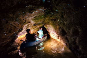 Tystnad och Glödlampor i Rotorua