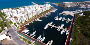 V&V Marina Cancún