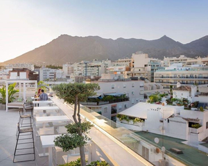 Virazon Rooftop Restaurant & Bar