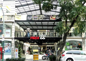 Plaza Niza 66