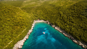 Dobrec Cove