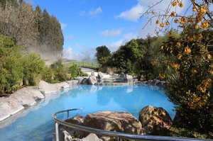 Wairakei Terraces and Thermal Health Spa