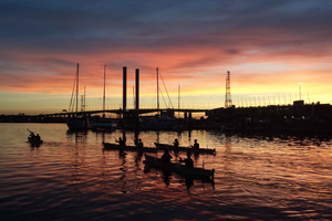 Melbourne: Kajaktur i solnedgången med middag