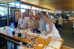 Melbourne: Yarra Valley Food, Wine, Chocolate & Gin Tour