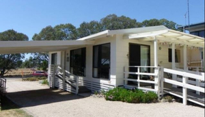 Eagle Bay Cottage