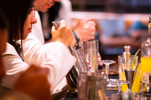 CDMX: Mixology and classic cocktail classes in a bar in polanco.
