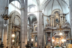 Chronicles of the Center: Living Stories of Mexico City