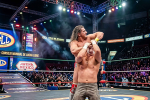Esperienza di Lucha Libre con tacos e maschera