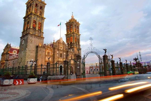 Mexico City: Full-Day Puebla and Cholula Tour