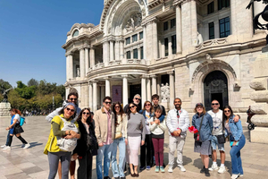 Mexico City Historic Downtown: Walking Tour with a Professional Local Guide