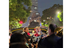 Mexico City: Mariachi aftentur i en panoramabus