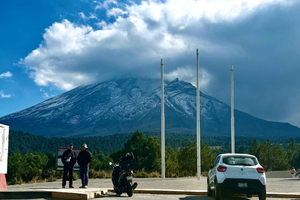 Mexico City: Popocatépetl-Iztaccíhuatl Park & Waterfall Tour