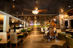 Bovinos Steakhouse & Seafood | Cancún