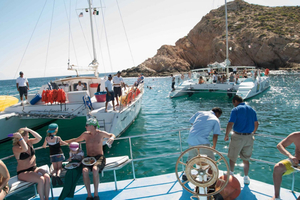 Cabo San Lucas: Excursión de snorkel con barra libre y aperitivos