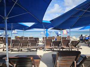 chulas beach club