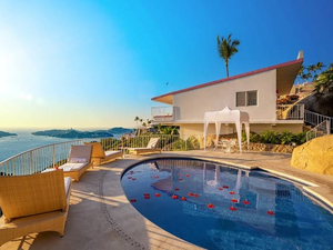 Club de Mar - La Concha - Las Brisas