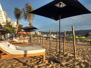 Kalei Acapulco Beach Club