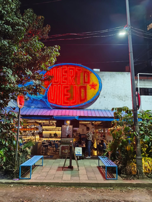 Mariscos Puerto Viejo Insurgentes