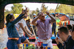 Xochimilco: Tequila tasting (unlimited) and cultural party on a boat