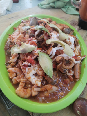 Super Mariscos Los Costeñitos