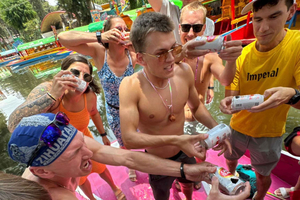 Mexico City: Xochimilco Boat Party with Unlimited Drinks