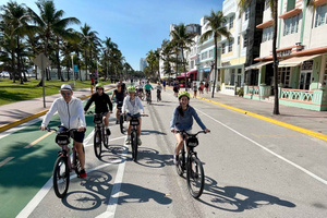Biking tour around South Beach - in French