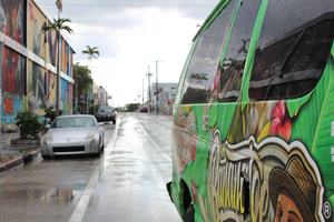 City Bus Tour with Downtown or Miami Beach Pickup