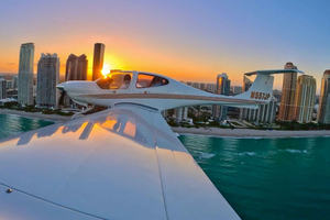 Fort Lauderdale & Private Luxury Airplane Tour