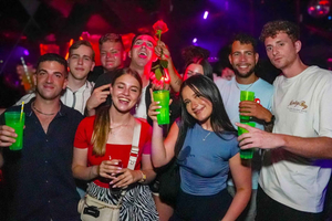 Guided Pub Crawl Miami and Club Entry Wynwood