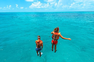 Key West Sail and Snorkel with Hotel Transportation from Miami