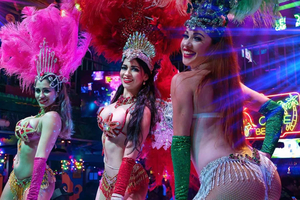 Mango's Tropical Cafe Dinner & Show