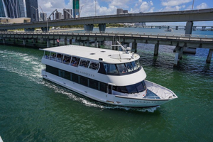 Miami and Everglades Adventure: Airboat & Bay Cruise Combo