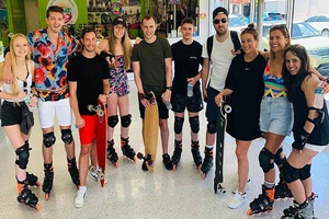 Miami Beach: Rollerblade Rental with Protection Gear