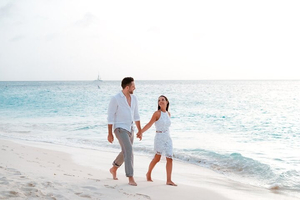 Private Vacation Photoshoot with Photographer in Miami Beach