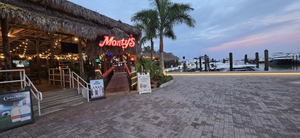 Monty's Raw Bar