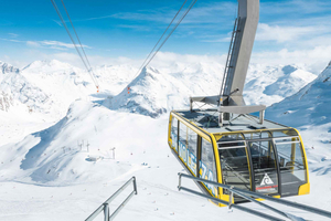 From Milan - Bernina Red Train & Lunch with Mountain Views