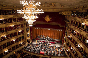 La Scala's Grand History & Architecture: A Guided Tour