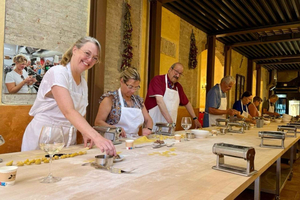 Milano: Pasta ja Tiramisu ruoanlaittokurssi viinin kanssa