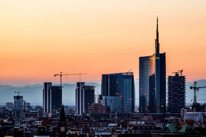Milan: Piazza Gae Aulenti and Tower Tour- Private tour