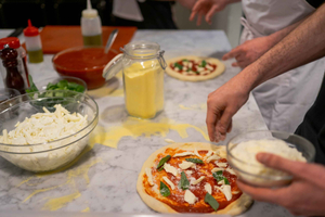 Milano: Pitsa- tai pasta- ja gelatokurssi viinin kera