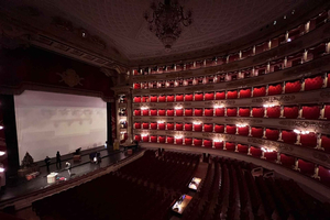 Milan: Scala Theater and Duomo Cathedral Guided Tour
