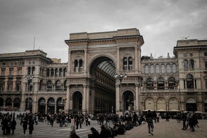 Street Culture & Modern Milan Private Walking Tour