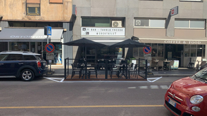 Tommy's Bar