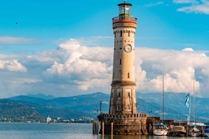 Munich : lac de Lindau, Liechtenstein et château de Vaduz. Privé